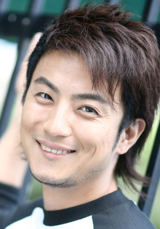 オシャレヒゲ 自分に似合うヒゲスタイルを探そう 芸能人画像 Naver まとめ